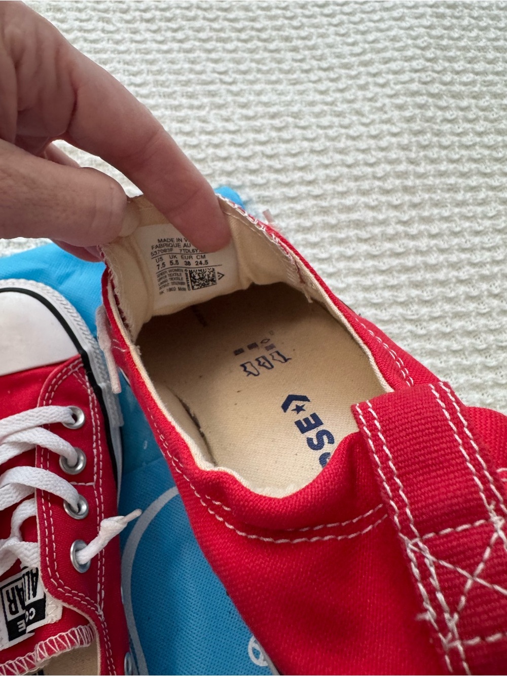 Converse - Picture 5 of 6